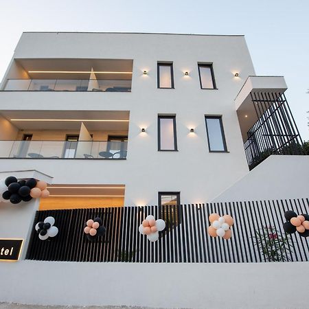 Calma Boutique Hotel Влёра Экстерьер фото