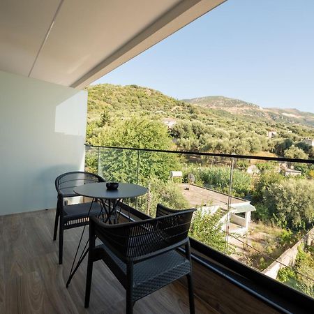 Calma Boutique Hotel Влёра Экстерьер фото