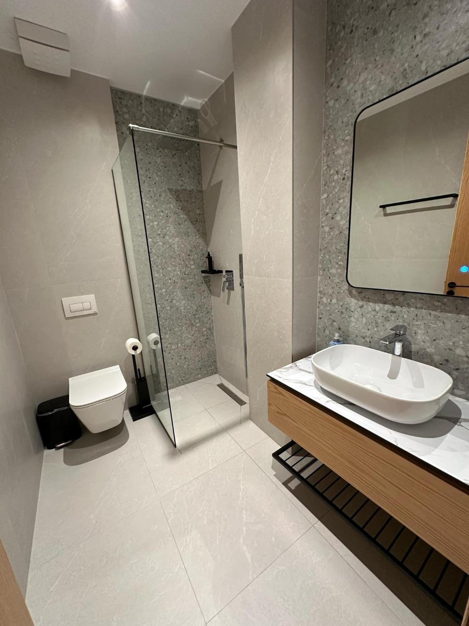 Calma Boutique Hotel Влёра Экстерьер фото