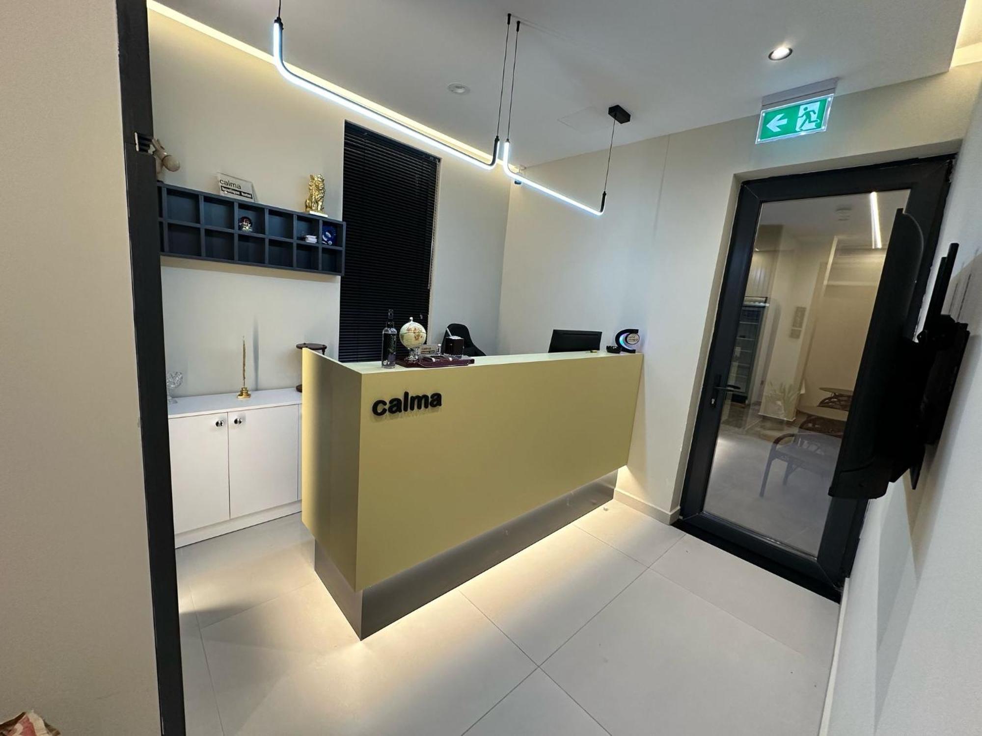 Calma Boutique Hotel Влёра Экстерьер фото